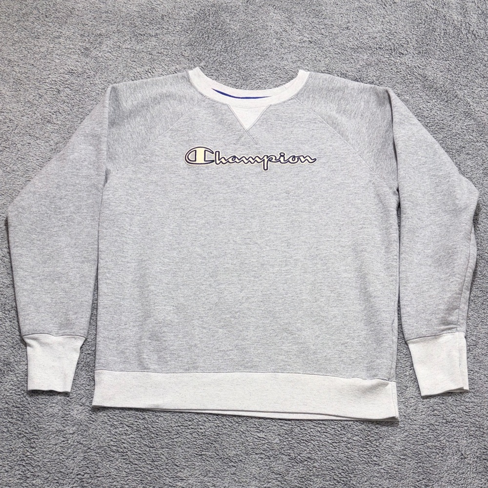 CHAMPION Light Gray Crewneck Women’s Medium Long sleeve Sweater